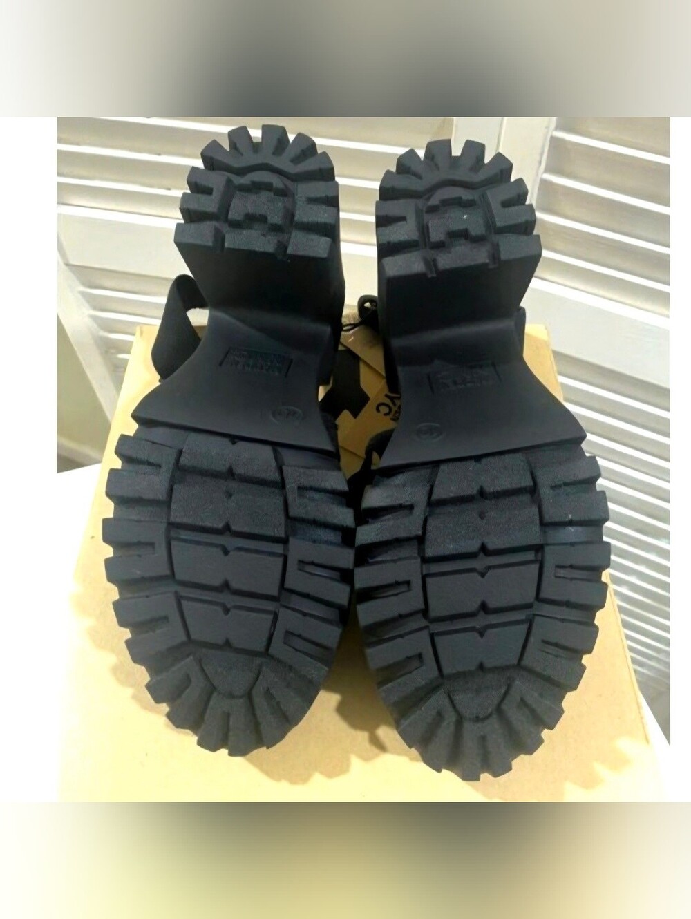 Madden NYC Y2K Inspired Blk 4" Lugged Heel Webbed Pl atform Sandals Sz 10 BNIB - Picture 7 of 17